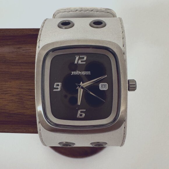 Y2K - Nixon - Muscle - The GTO Watch - Picture 1 of 3